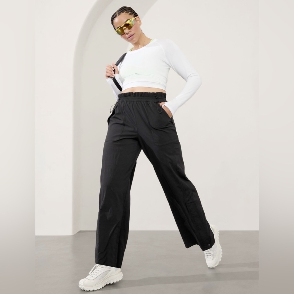 Athleta Trekkie High Rise Parachute Pants in Black 8